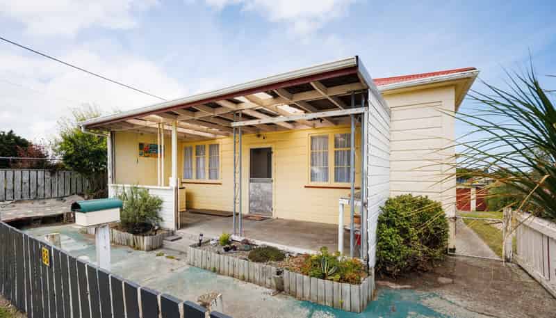88 Avenue Road, Foxton
