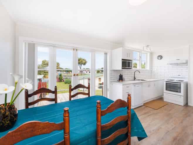 88 Avenue Road, Foxton