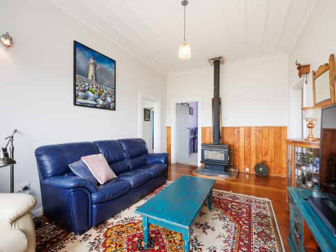 88 Avenue Road, Foxton