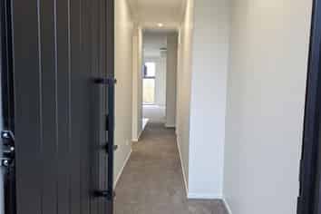 38 Earp Crescent, Chartwell