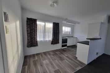 8A Wha Street, Maeroa