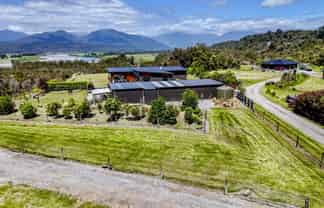 301A Woodstock-Rimu Road, Ruatapu