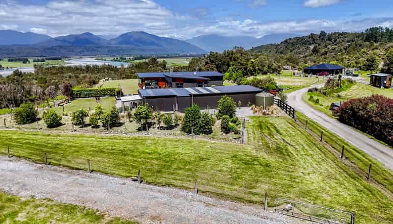 301A Woodstock-Rimu Road, Ruatapu
