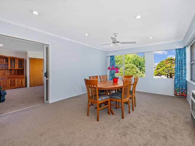 11 Chippendale Crescent, Highbury