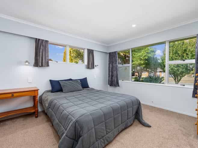 11 Chippendale Crescent, Highbury