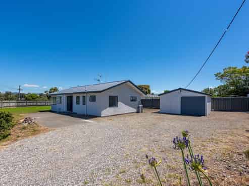 1 Ladywood Road, Bay View