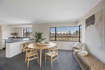 1 Ladywood Road, Bay View