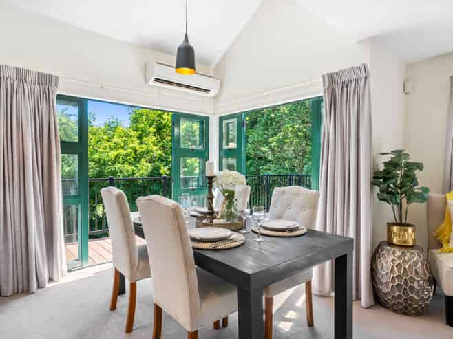 50 Bel Air Drive, Hillsborough