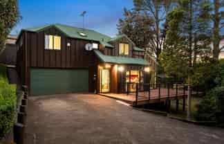 50 Bel Air Drive, Hillsborough