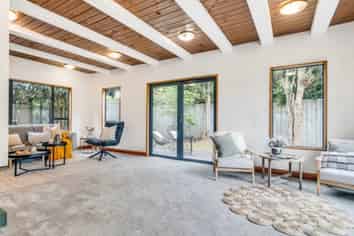 2/155 Yaldhurst Road, Upper Riccarton