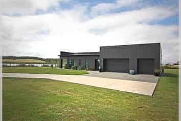 16 Carex Grove, FOXTON BEACH