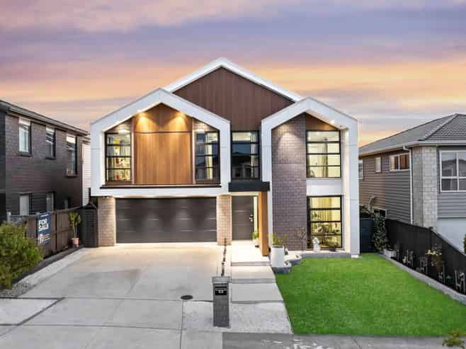 19  Tinaku Road, Flat Bush