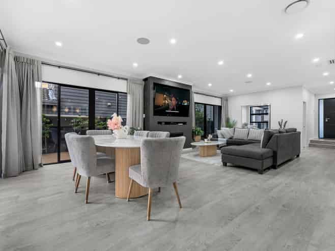 19  Tinaku Road, Flat Bush