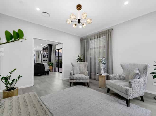 19  Tinaku Road, Flat Bush