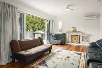 2 Gear Street, Utuhina