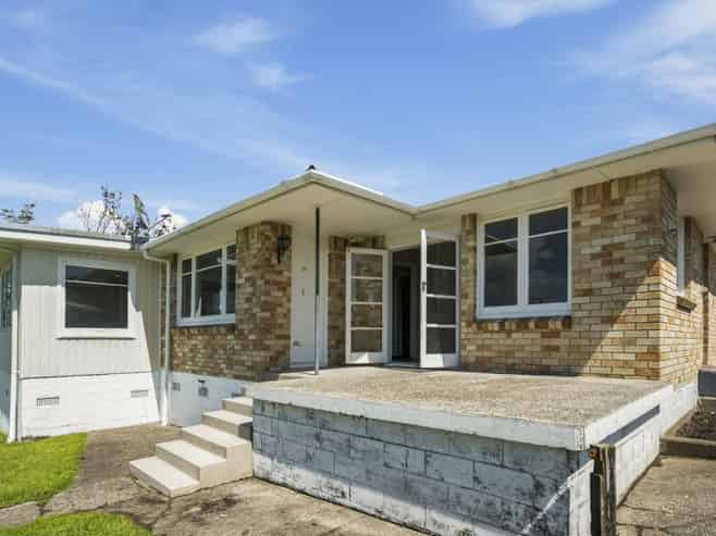 1 Leslie Ave , Western Heights