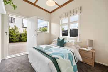 1/28 Ngataringa Road, Devonport