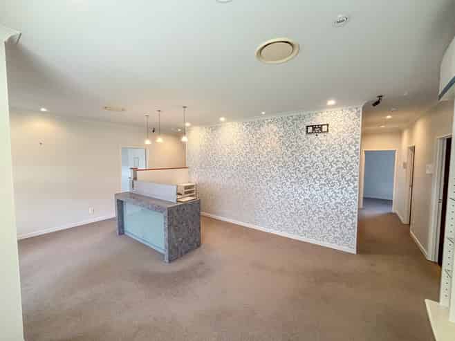Prime salon/office space in Hokowhitu Village