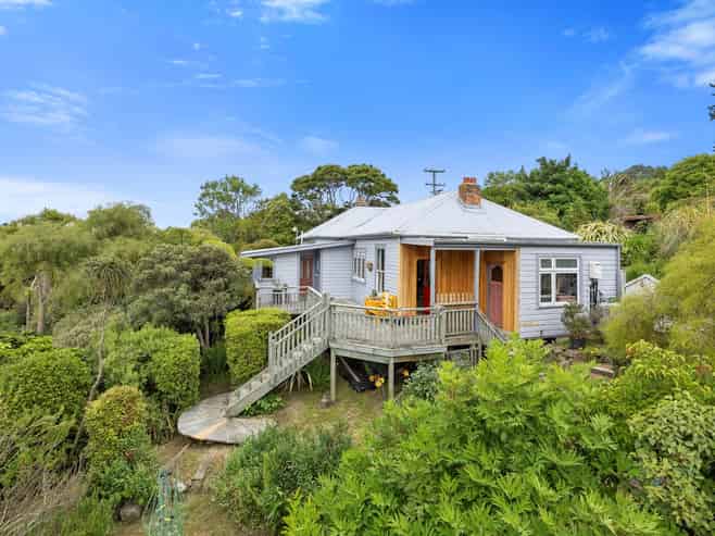 716 Coast Road, Warrington