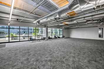 Ground floor office space in waterfront location
