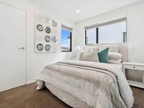 12 Serpent Road, Flat Bush