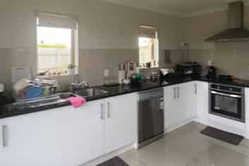 24 County Drive, Hawera