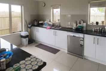 24 County Drive, Hawera