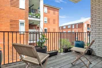 203/1B Soljak Place, Mount Albert