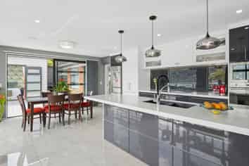 16 Lauder Street, COMPANY BAY