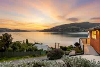 16 Lauder Street, COMPANY BAY