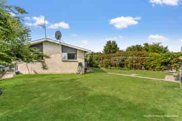 12 Benmore Street, Glenwood