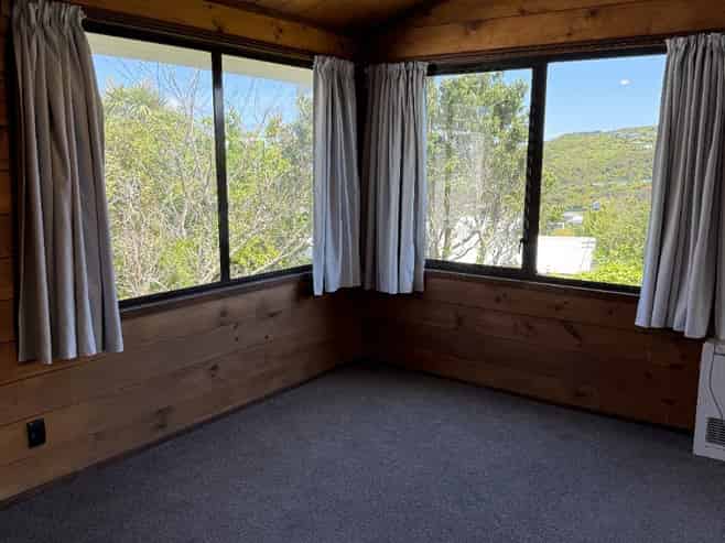 6 Wisteria Grove, Maungaraki