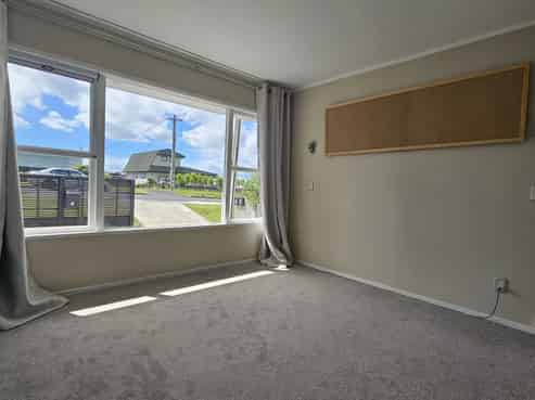 38 Arran Road, Browns Bay