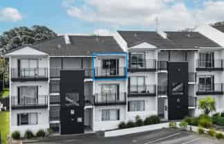 A14/71 Spencer Road, Oteha