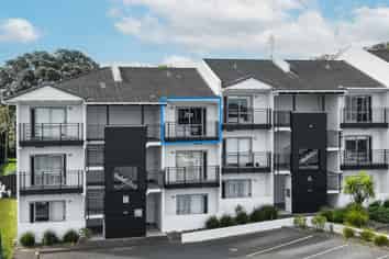 A14/71 Spencer Road, Oteha