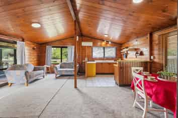 5 Beryl Place, Pukehangi