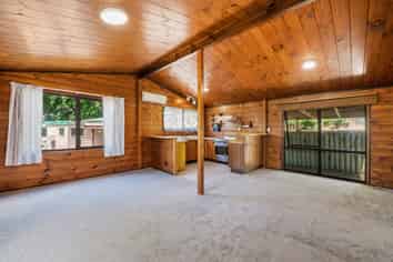 5 Beryl Place, Pukehangi