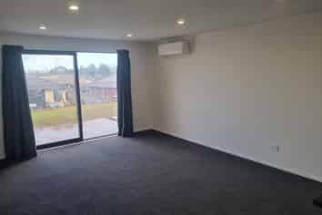 2/72 Te Tiireke Drive, Glenview