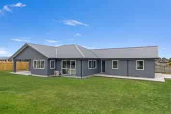 32 Costello Drive, Ngatea