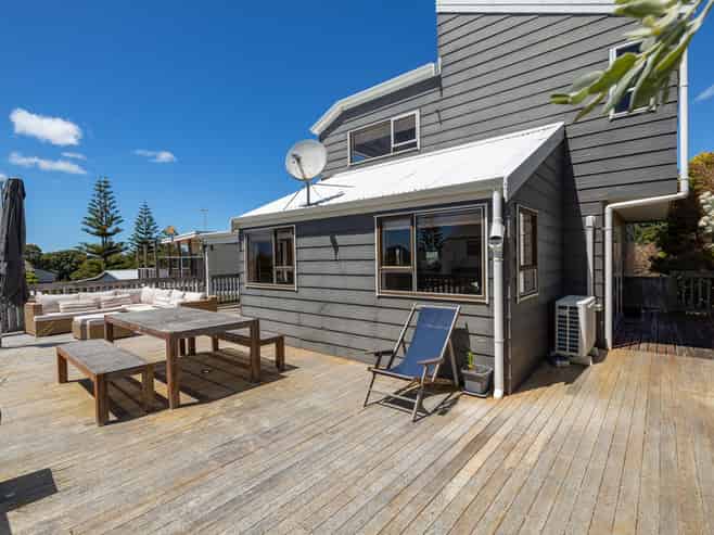 16 Palm Parade, Riversdale