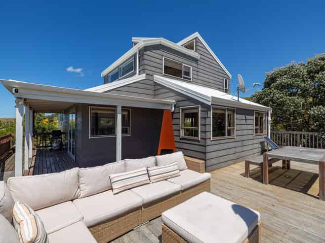 16 Palm Parade, Riversdale