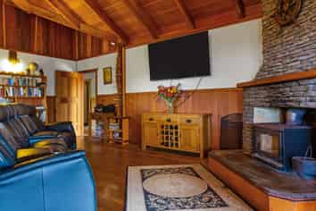 105 Paranui Road, TAIPA