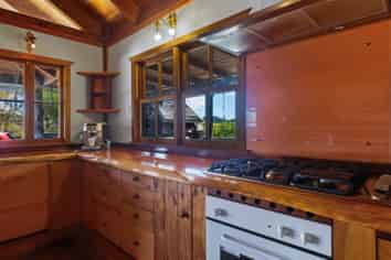 105 Paranui Road, TAIPA