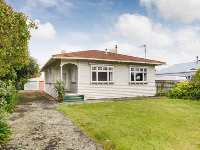 37 Ladys Mile, Foxton