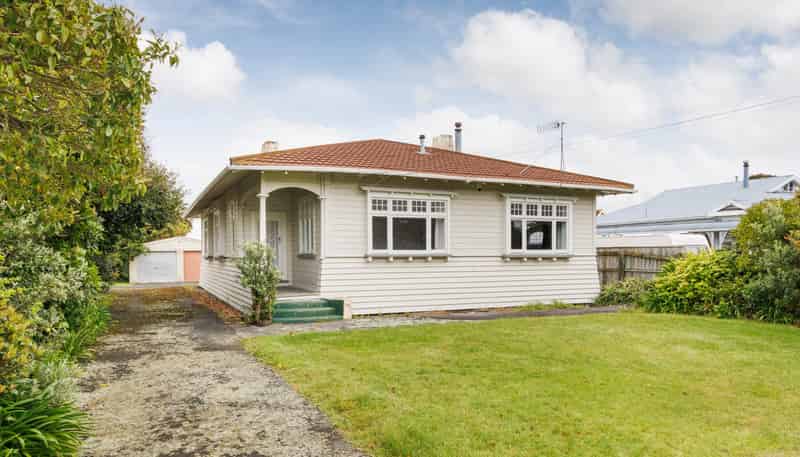 37 Ladys Mile, Foxton