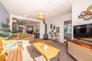 14 Coates Street, Westport