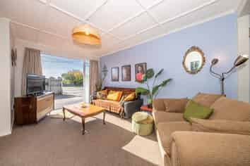 14 Coates Street, Westport