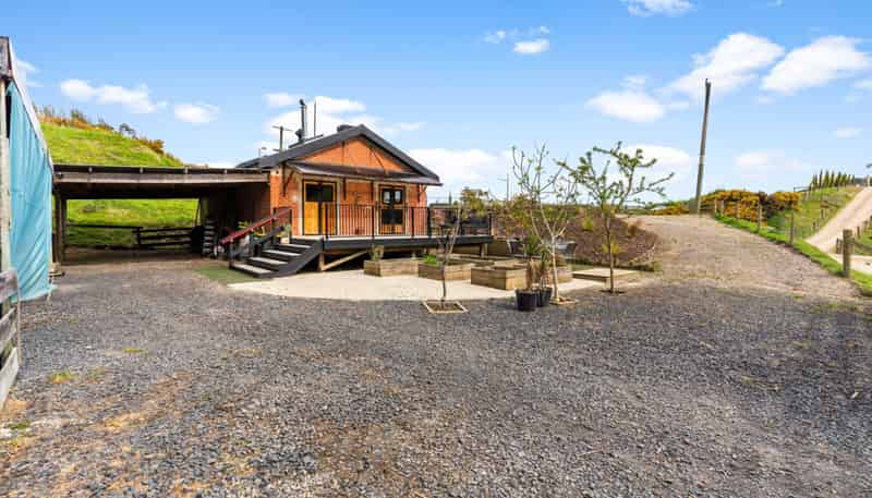 328 Gladstone Road North, Kinmont Park