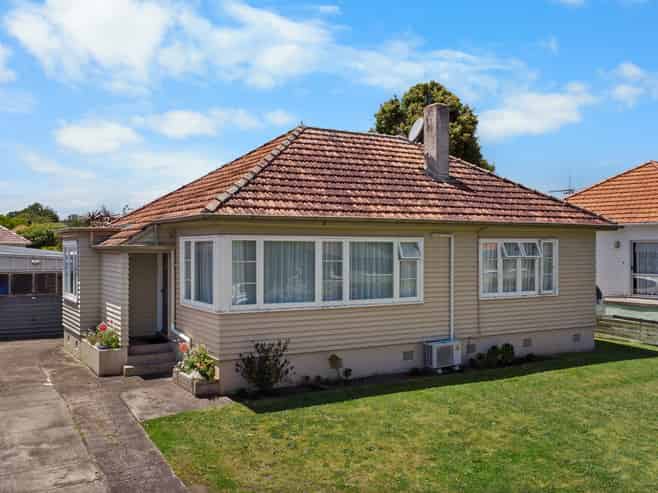 67 Jellicoe Drive, Hamilton East