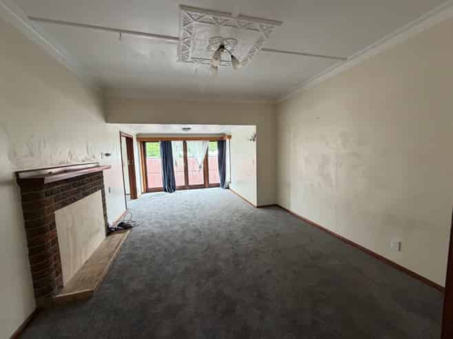 105 Alexandra Crescent, Mayfair